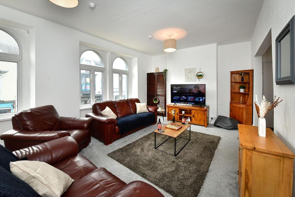 Spacious 2 Bedroom Apartment In The Heart Mumbles Zewnętrze zdjęcie